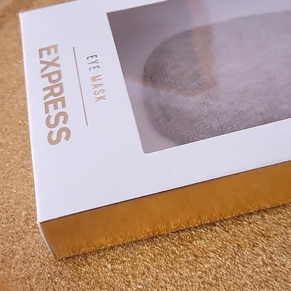 Express Cashmere Sleep Mask Eyemask - Picture 4 of 4